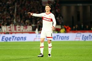 曼晚:曼联不妨考虑斯图加特中场斯蒂勒,他也与皇马联系在一起