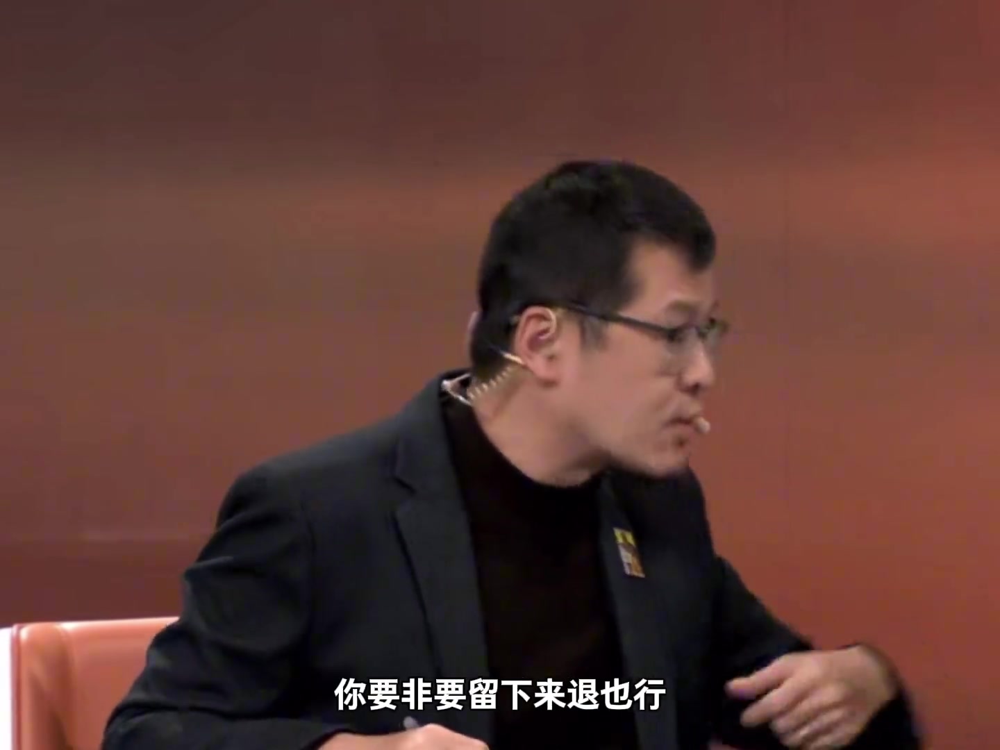 半岛体育官网-杨毅：詹姆斯最适合去勇士搞退役巡演 詹库合体 他也最喜欢三巨头