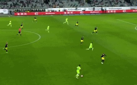 1638027881860071658.gif 半岛体育官方网站-【德甲】韦霍斯特闪击 哈兰德复出破门 多特3-1狼堡