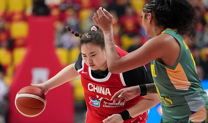 半岛体育APP-16分钟砍12+6！中国女篮2米01女版奥尼尔闪耀：无惧WNBA探花真猛|刘禹彤|巴西女篮|巴西|体重|沙奎尔-奥尼尔_新浪体育_新浪新闻