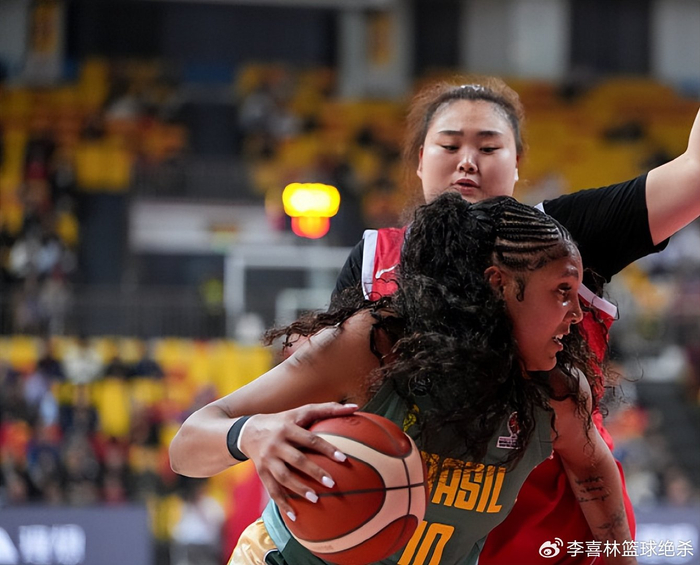 半岛体育APP-16分钟砍12+6！中国女篮2米01女版奥尼尔闪耀：无惧WNBA探花真猛|刘禹彤|巴西女篮|巴西|体重|沙奎尔-奥尼尔_新浪体育_新浪新闻