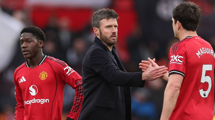 半岛体育APP-曼联最新消息：卡里克敲定两笔续约，德布劳内回应转会相关话题|凯文·德布劳内|那不勒斯|马奎尔|梅努|伦德_新浪体育_新浪新闻