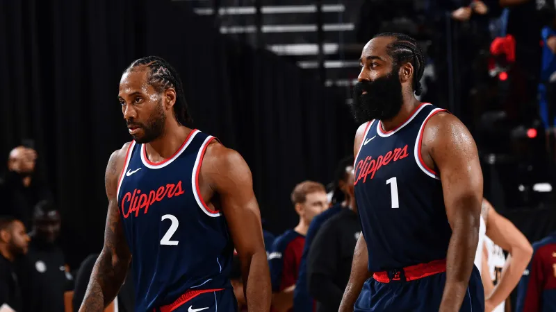 半岛体育官方网站-快船本赛季最终战绩为42胜40负，相比上赛季多输了8场